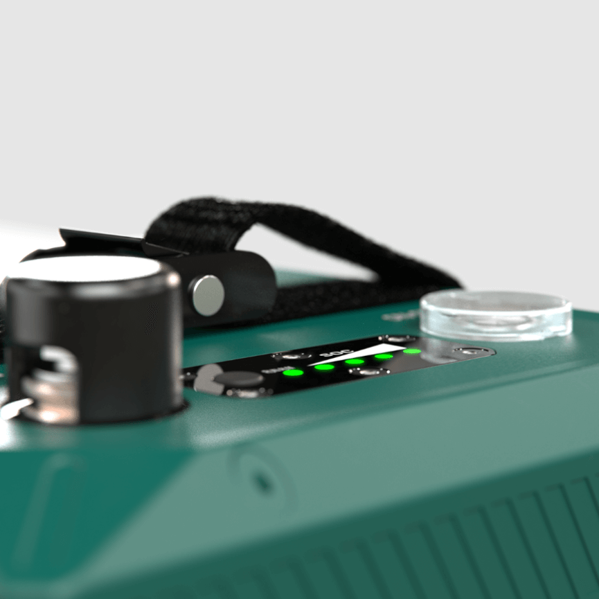 B-Tec Ultra 12V 200Ah Controls on the white background 