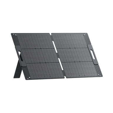 Bluetti 100W Portable Solar Panel Slightly Angled to the Right on a transparent background