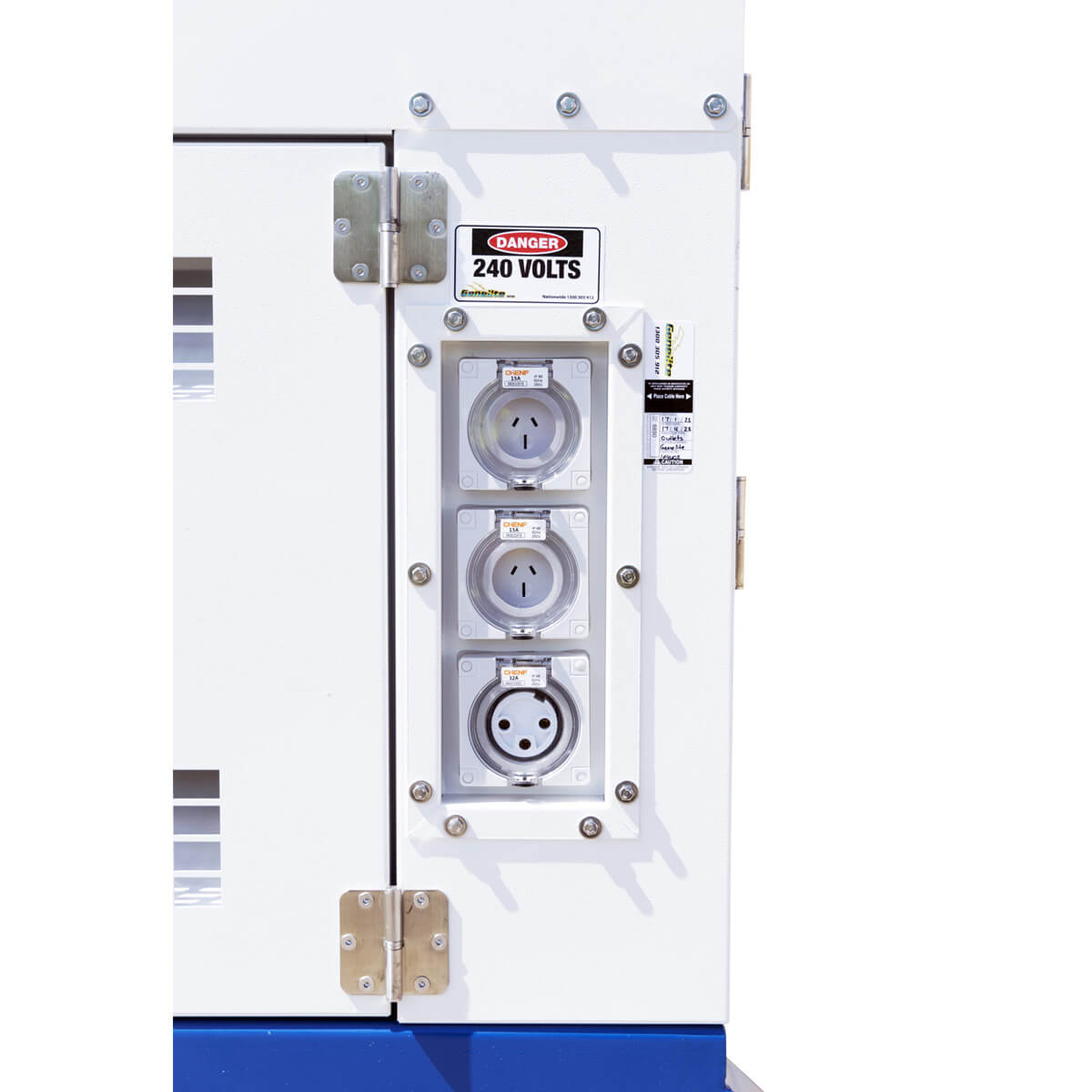 Hyundai 14kVA Single Phase Diesel Generator outlets on a white background