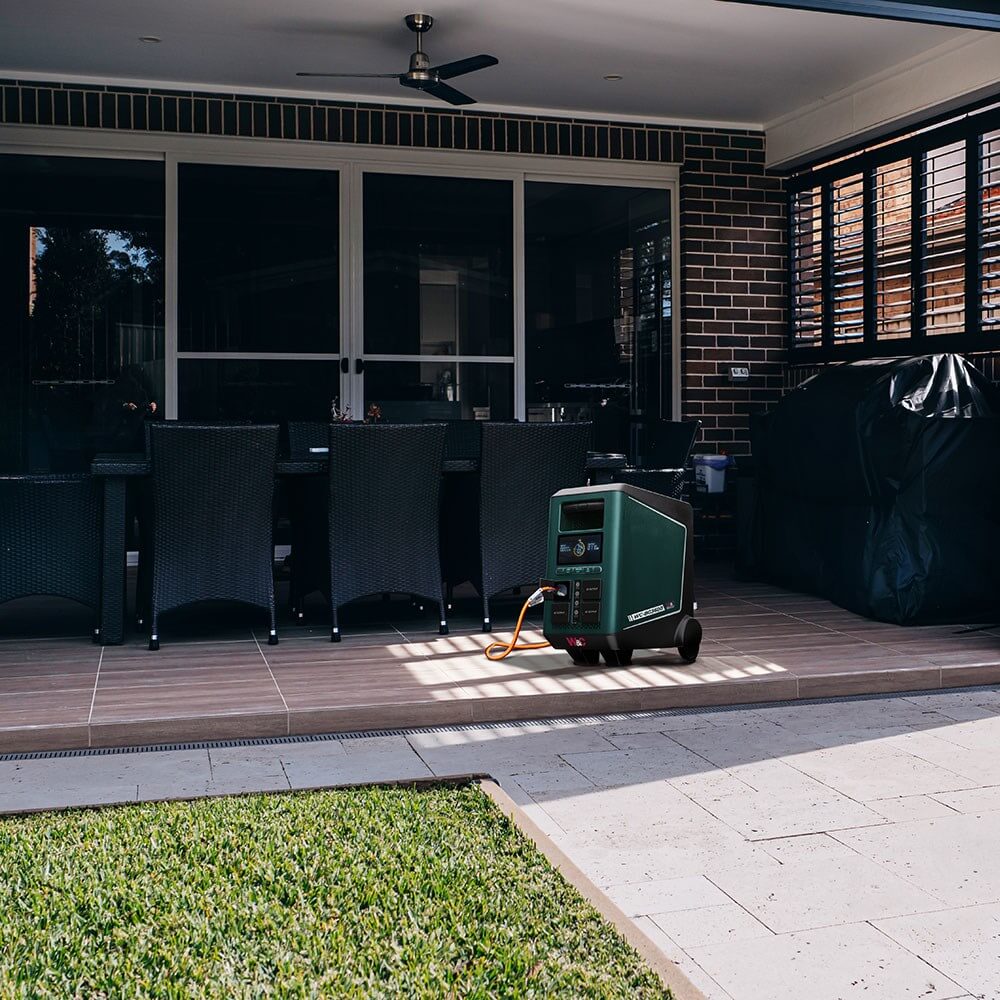 Welling & Crossley 3600W Portable Power Station in use outside the house